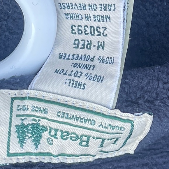 L.L Bean Button Down Shirt men’s size M - Picture 8 of 11